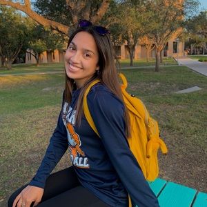 Meet your Posher, Lesley